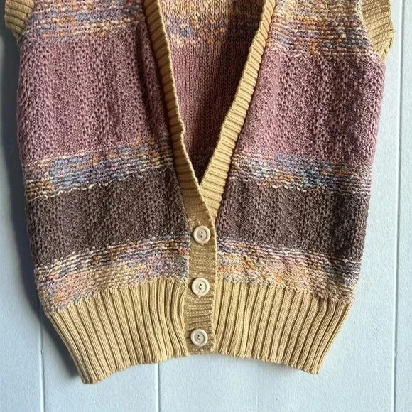 90s vintage sweater vest size medium - Picture 2 of 8